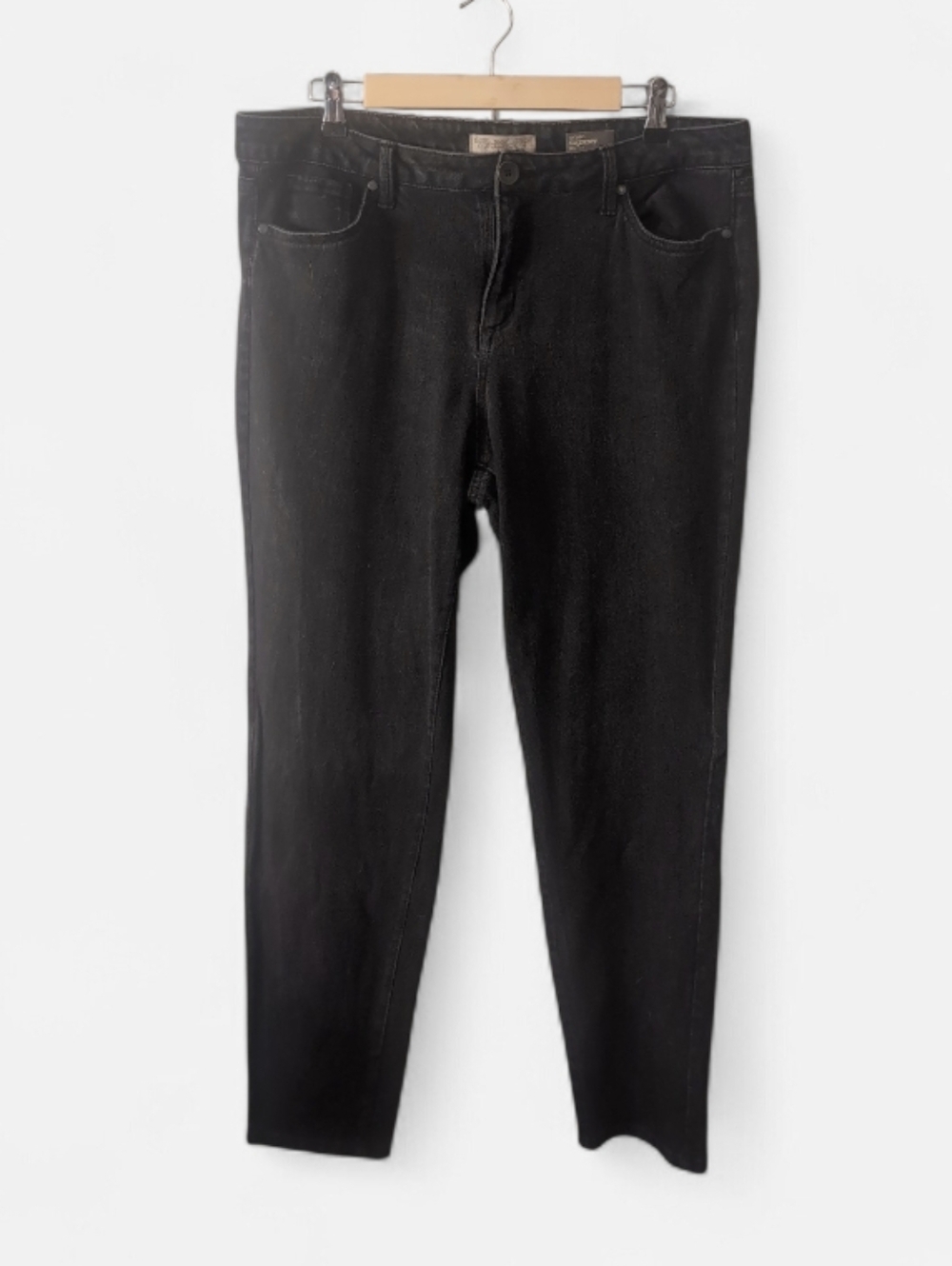 Women's Black Skinny Jeans